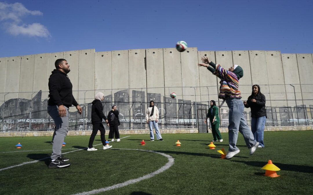 “Sports for All” is a program implemented by the Popular Committee, Aida Youth Center and the Municipality of Bethlehem in partnership with the Municipality of Grenoble and Grenier and the French Federation