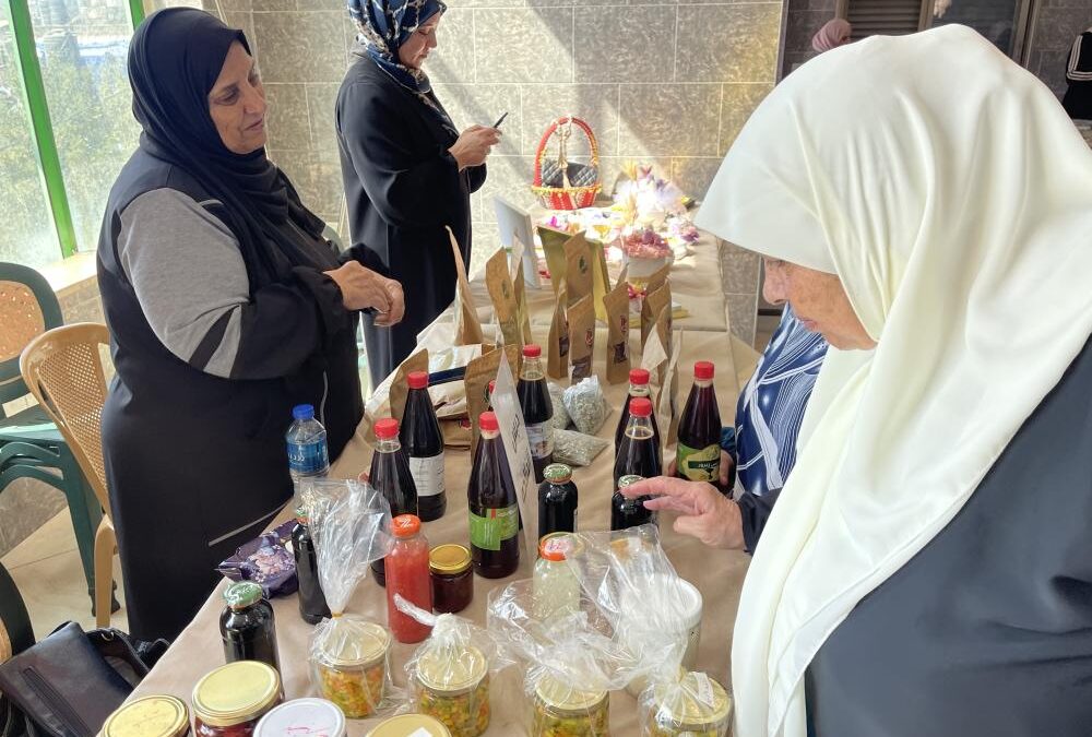 Local products and heritage atmosphere: A bazaar to market the products of women entrepreneurs at Aida Camp to strengthen resilience