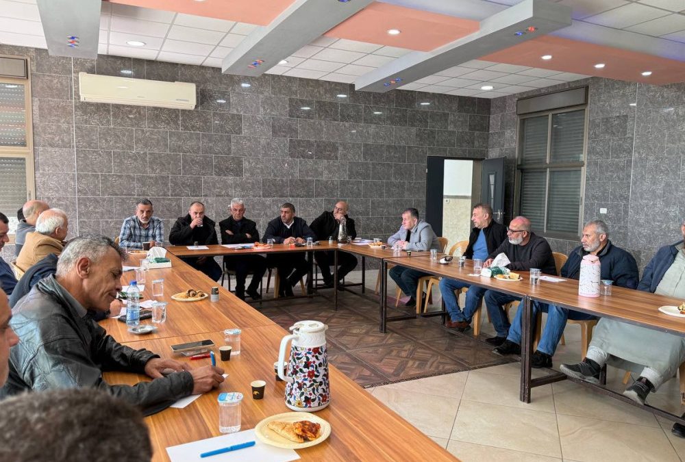 اللجان الشعبية ومؤسسات وفعاليات اللاجئين في مخيمات جنوب الضفة تعلن نيتها اطلاق حملة لمواجهة تقليصات الاونروا